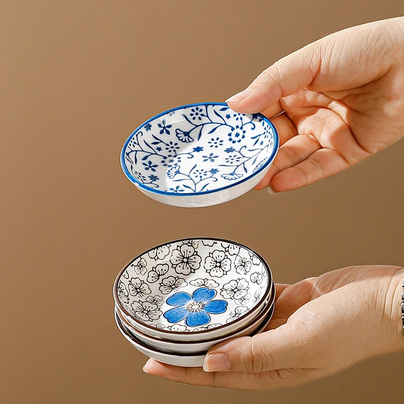 6pcs Mini Ceramic Dipping Plates – Soy Sauce, Sushi, Snack Dishes